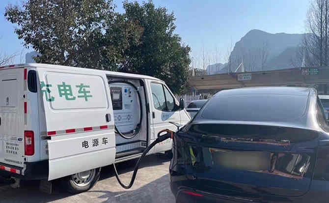 清河区汽车搭电